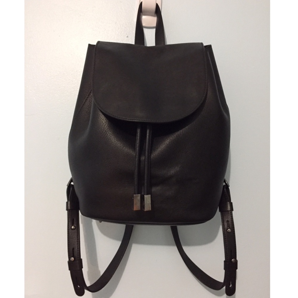 Everlane Black Petra Leather Backpack